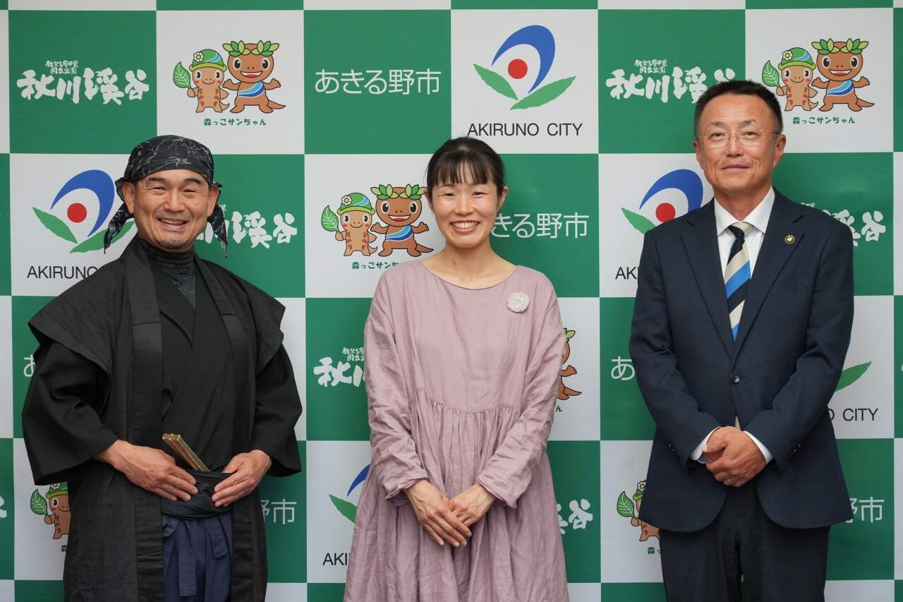 「養沢の里」観光大使のお二人と中嶋市長