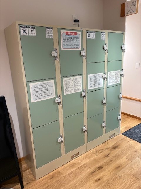 コインロッカー