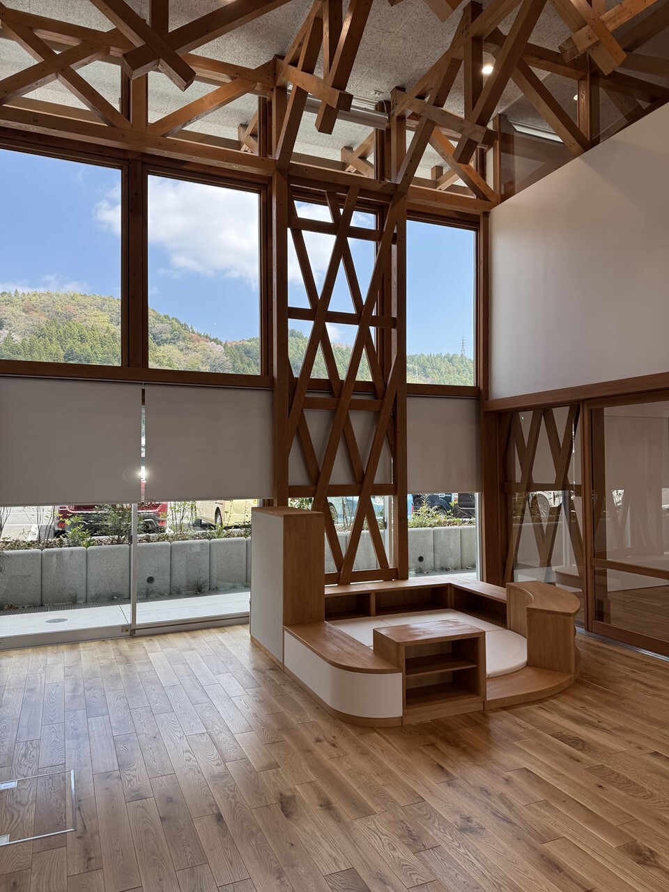 五日市ラウンジ2